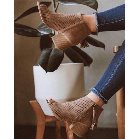 Perforated Tassel Booties - Picture 2 of 11